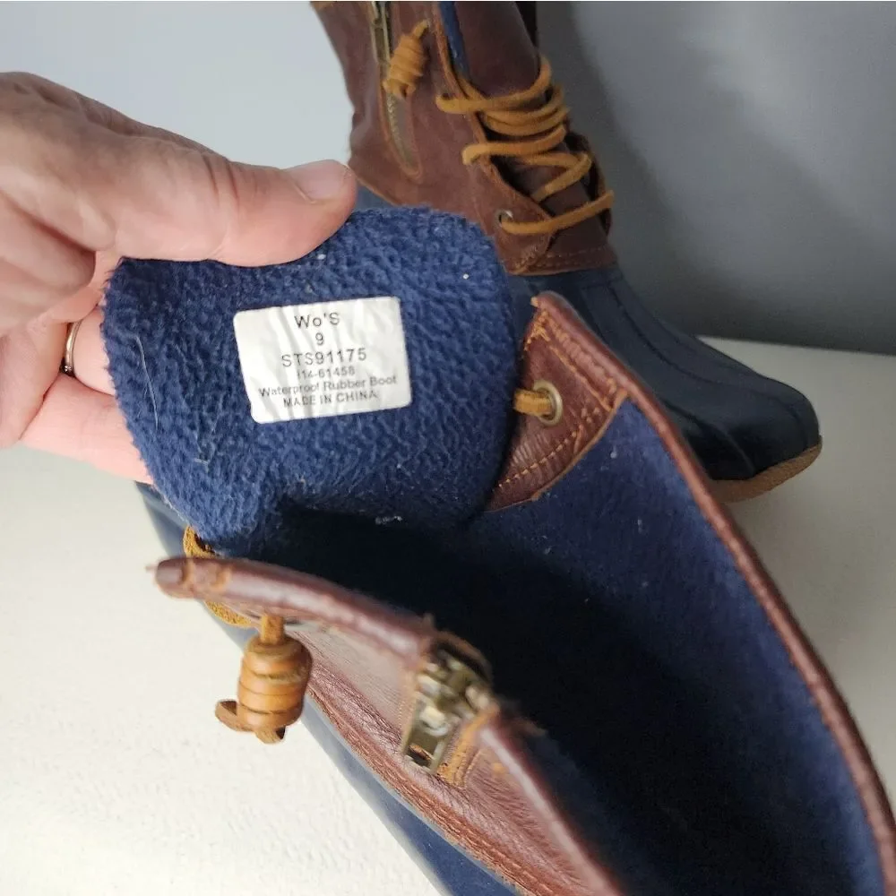 Sperry Duck Boots Women’s Size 9 Blue And Brown